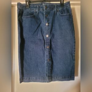 Denim Skirt with snaps